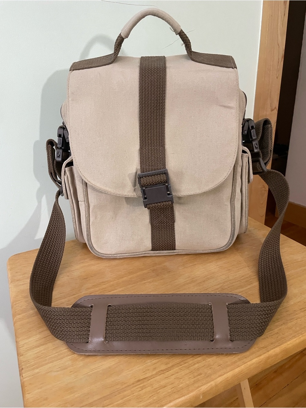 🇨🇦 TILLEY ENDURABLES The Town Bag Unisex Canvas Crossbody Messenger Travel Bag